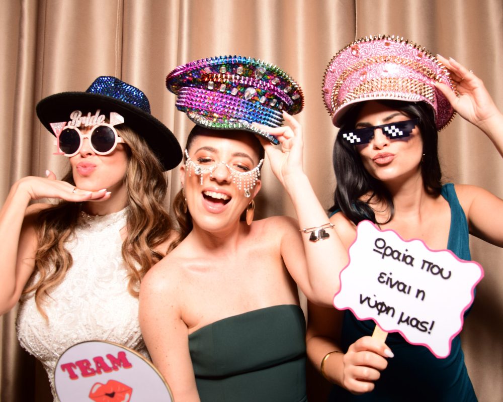 20251025_220011_462_3600